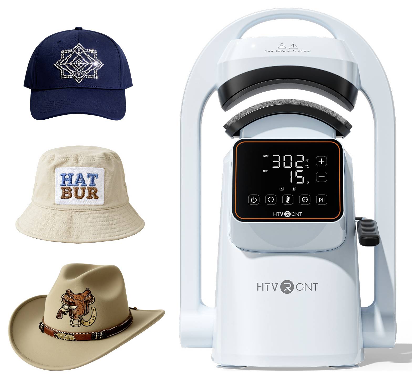 Hoedenpersmachine met drie hoedvoorbeelden: een donkerblauwe honkbalpet, een beige emmerhoed en een zandkleurige cowboyhoed.