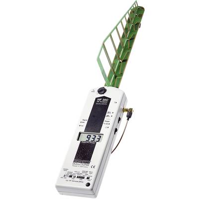 Een HF-meetapparaat met een groene antenneadapter toont een meting van 9,3 op het display.