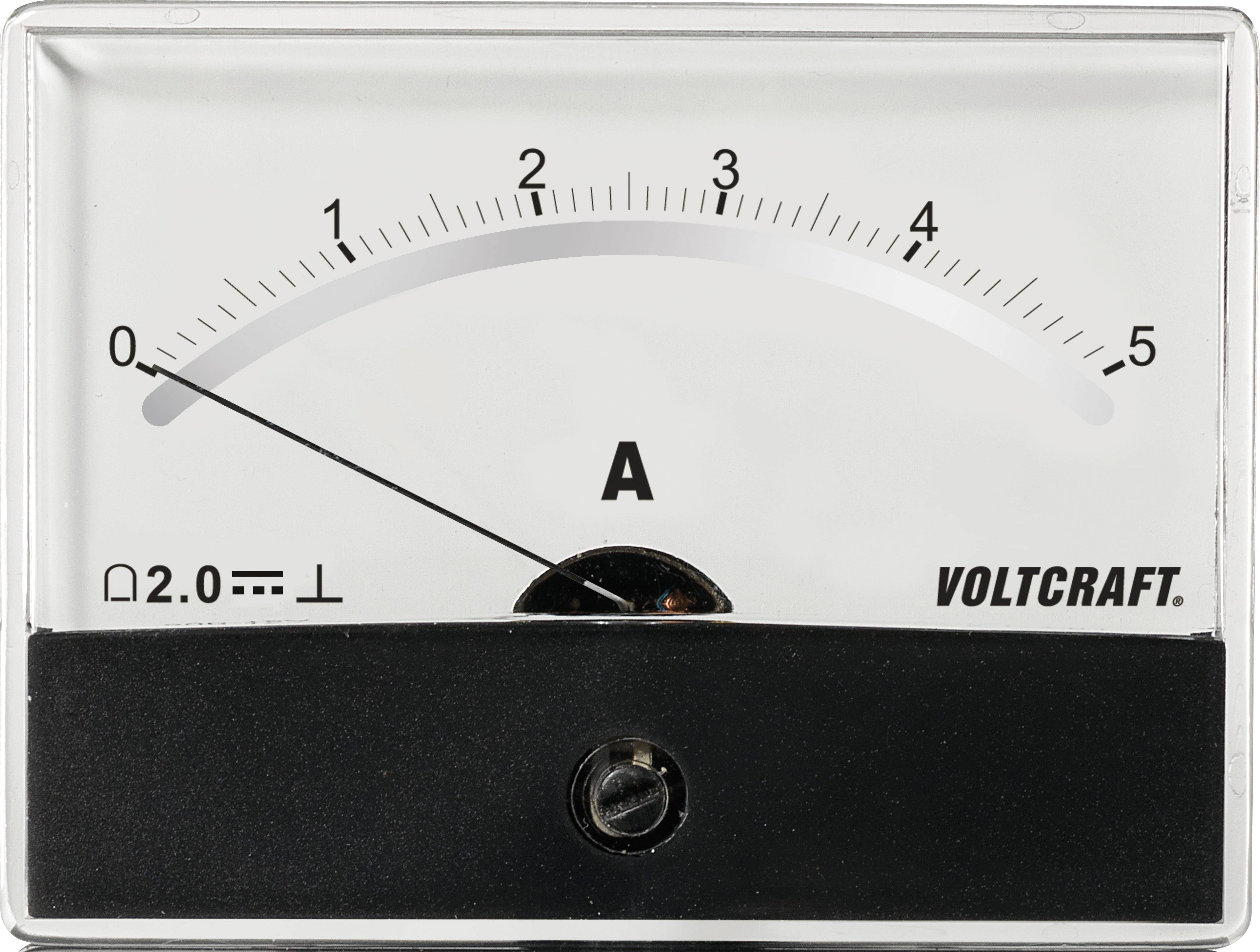 Analoog ampèremeter geeft een stroomsterkte van 0,2 ampère aan. Schaal van 0 tot 5 A. Merknaam onderaan rechts op het apparaat.