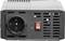 Zwart elektrisch apparaat met een stopcontact links, twee LED-indicatoren (rood en groen) en een rode aan/uit-schakelaar rechts.