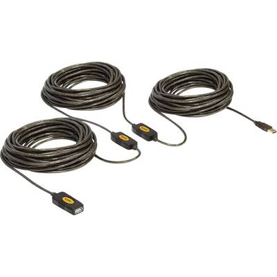 Drie lange USB-kabels met geïntegreerde versterkers, in serie geschakeld. Geschikt voor signaaloverdracht over grotere afstanden.