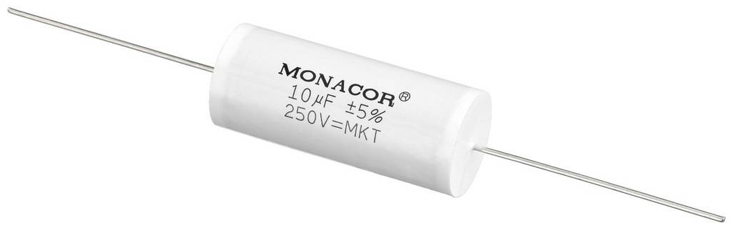Een cilindrische condensator van het merk Monacor. Opschrift: '10µF ±5% 250V=MKT'. Component met twee uitstekende draadaansluitingen.