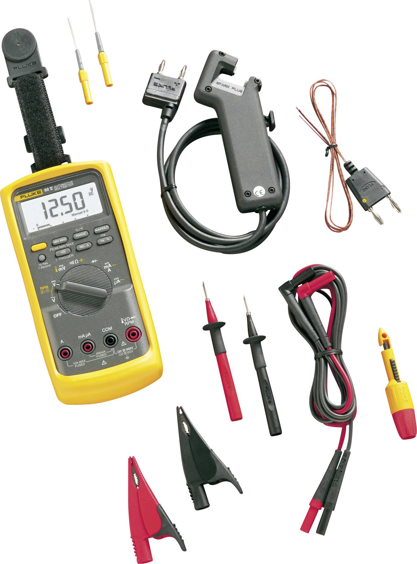 Een geel multimeter met kabels en toebehoren, inclusief meetsnoeren, krokodillenklemmen en temperatuursensoren, voor elektrische metingen.