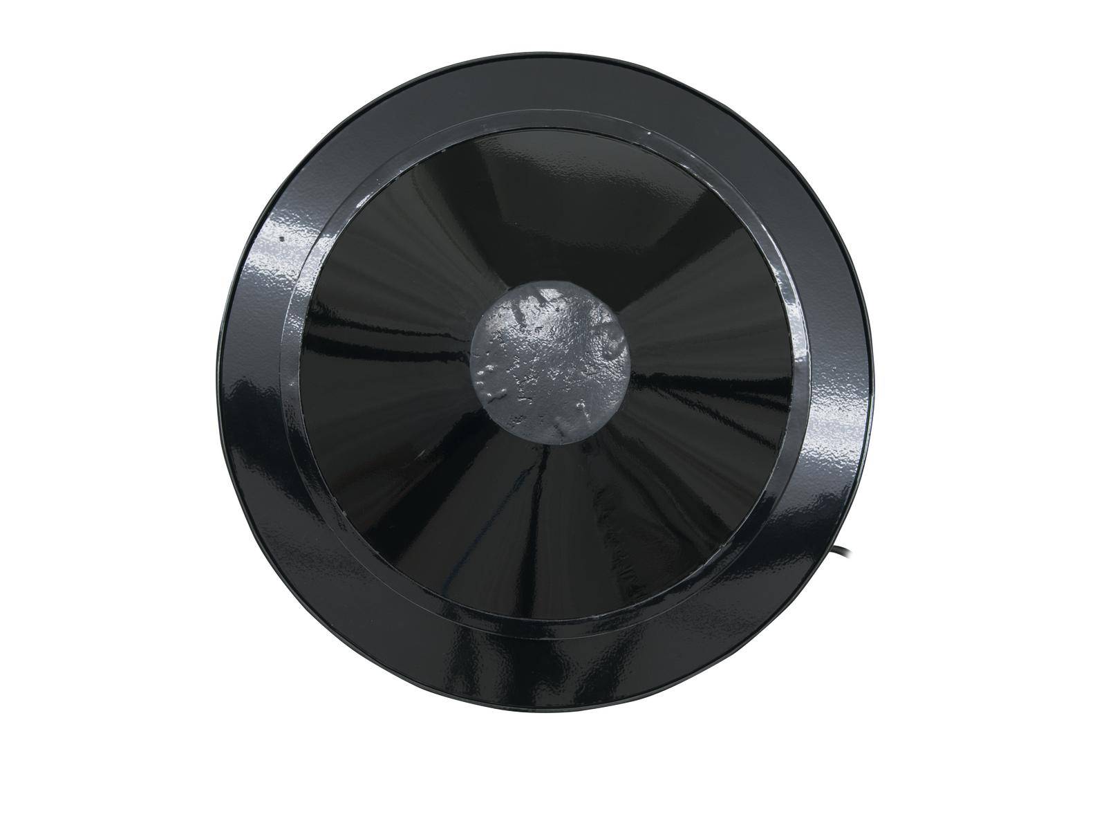 Zwarte, ronde metalen kap, gezien van bovenaf, met een reflecterende oppervlakte en centrale bevestiging.