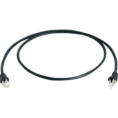 Een zwarte Ethernet-kabel met twee RJ-45 connectoren aan de uiteinden, gebogen in een cirkel.