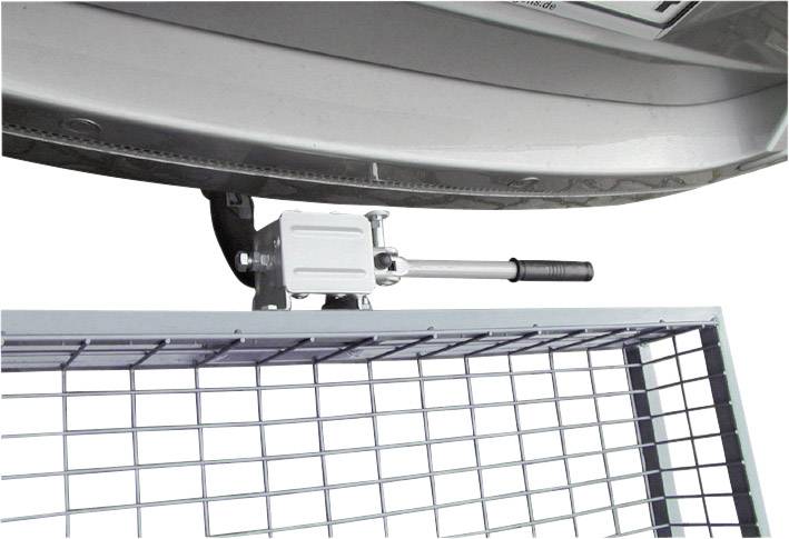 Voertuig met gemonteerd aanhangwagenkopelingssysteem, waaronder een draadhekkooi. Koppeling en kooi demonstreren het laadsysteem.