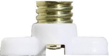 Lamphouder voor gloeilamp uit wit kunststof met messing schroefdraad, geschikt voor elektrische bedrading of installatie.