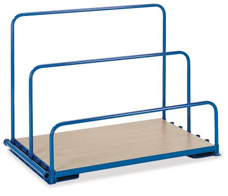 Metalen rek met drie blauwe bogen en een houten plaat als bodem, geschikt voor het organiseren van documenten of materialen.