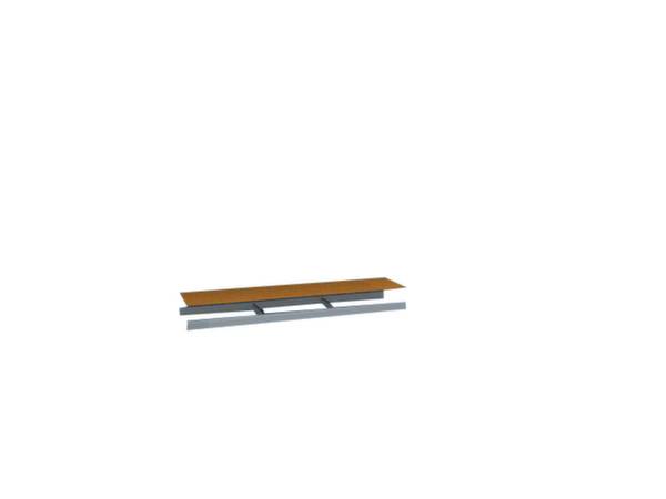 Een zwevende houten bank op zilveren metalen steunen, vrijstaand zonder zichtbare omgeving.
