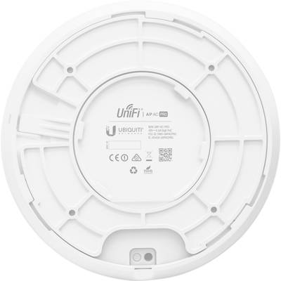 Achterkant van een UniFi AP AC Pro-apparaat van Ubiquiti. Centraal zijn modelnaam en technische informatie zoals FCC-ID en CE-markering zichtbaar.