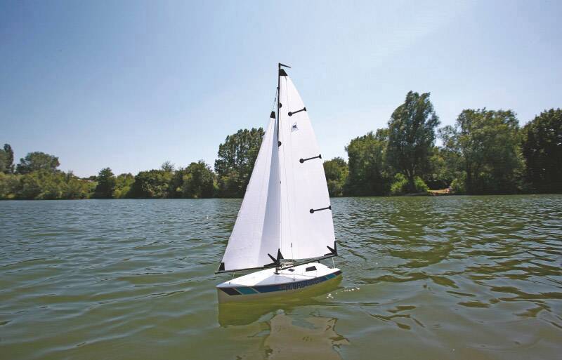 graupner micro magic rc sailboat