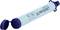 Draagbare waterfilter in buisvorm met blauwe dop, geschikt voor buitenactiviteiten om bacteriën en verontreinigingen uit water te verwijderen.