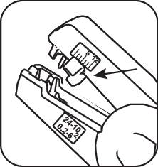 Diagram van een nietmachine: Toont invoerpunt voor nietjes '24/10 0,2-8', pijl wijst naar de klamergeleiding.