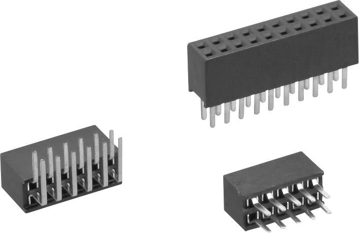 Drie soorten elektrische stekkers met metalen pinnen en kunststof behuizingen, in verschillende formaten en configuraties.