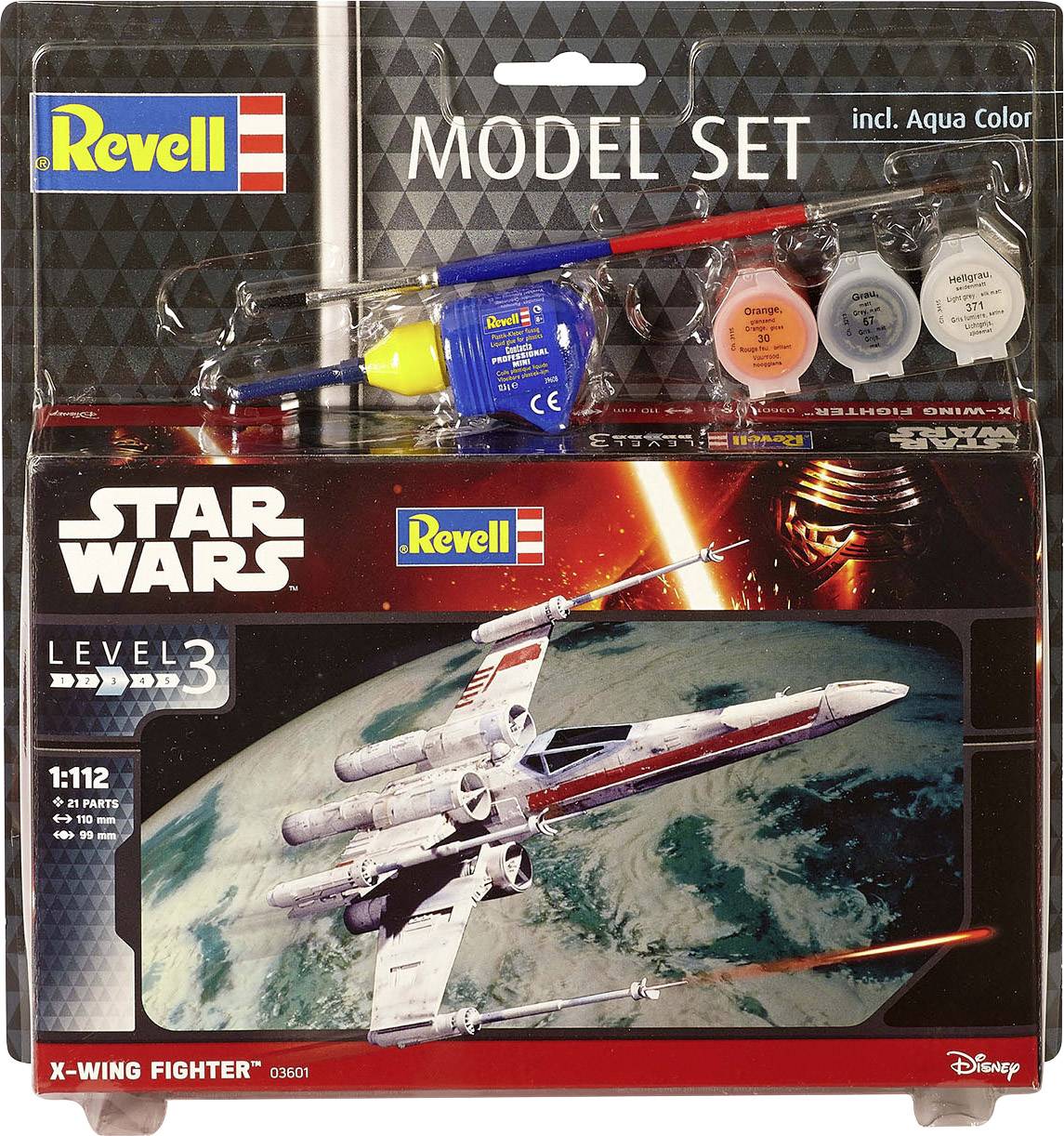 Revell modelbouwpakket 'Star Wars X-Wing Fighter' voor niveau 3. Bevat verf, lijm en penselen. Verpakking toont model in de ruimte.