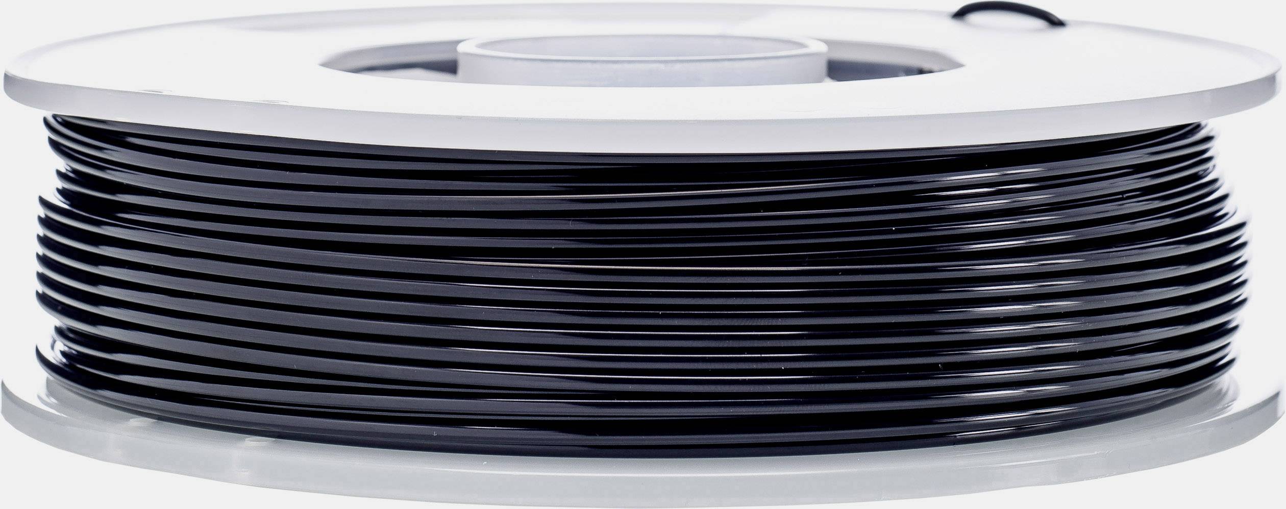 Zwarte spoel met 3D-printfilament, zijaanzicht, op witte achtergrond.