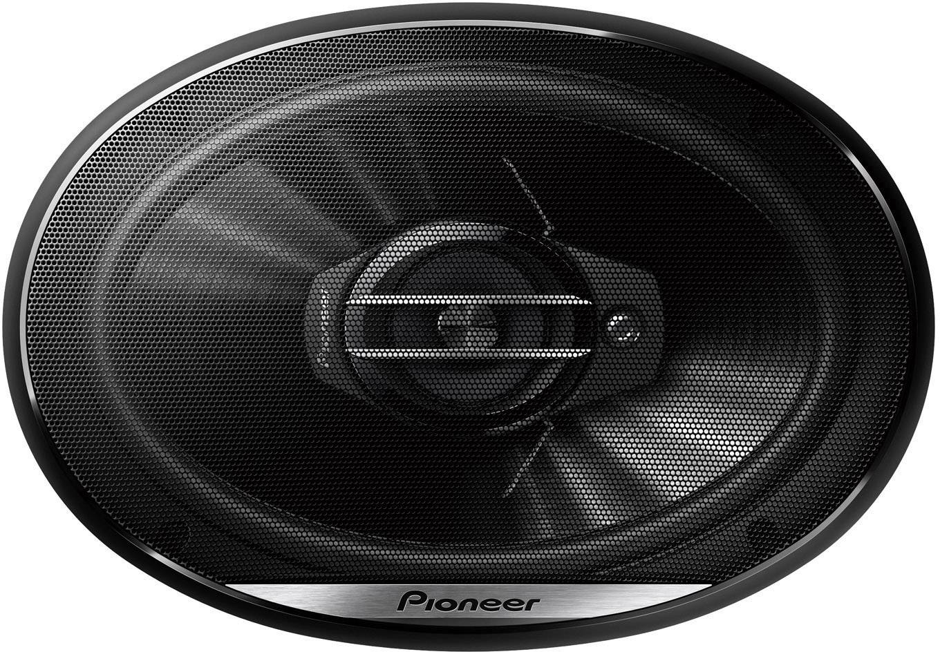 Een ovale luidspreker van Pioneer in een zwarte behuizing, geschikt voor audioweergave in autoradio's of huisgeluidssystemen.