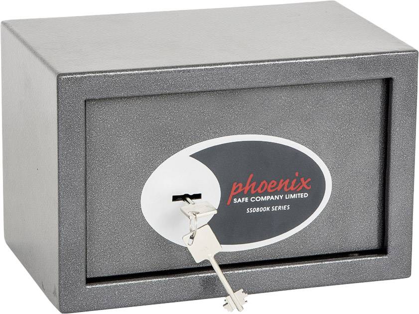 Grijze kluis met sleutel in het slot en opschrift 'Phoenix Safe Company Limited, SS0800K Series' op de voorkant van de deur.