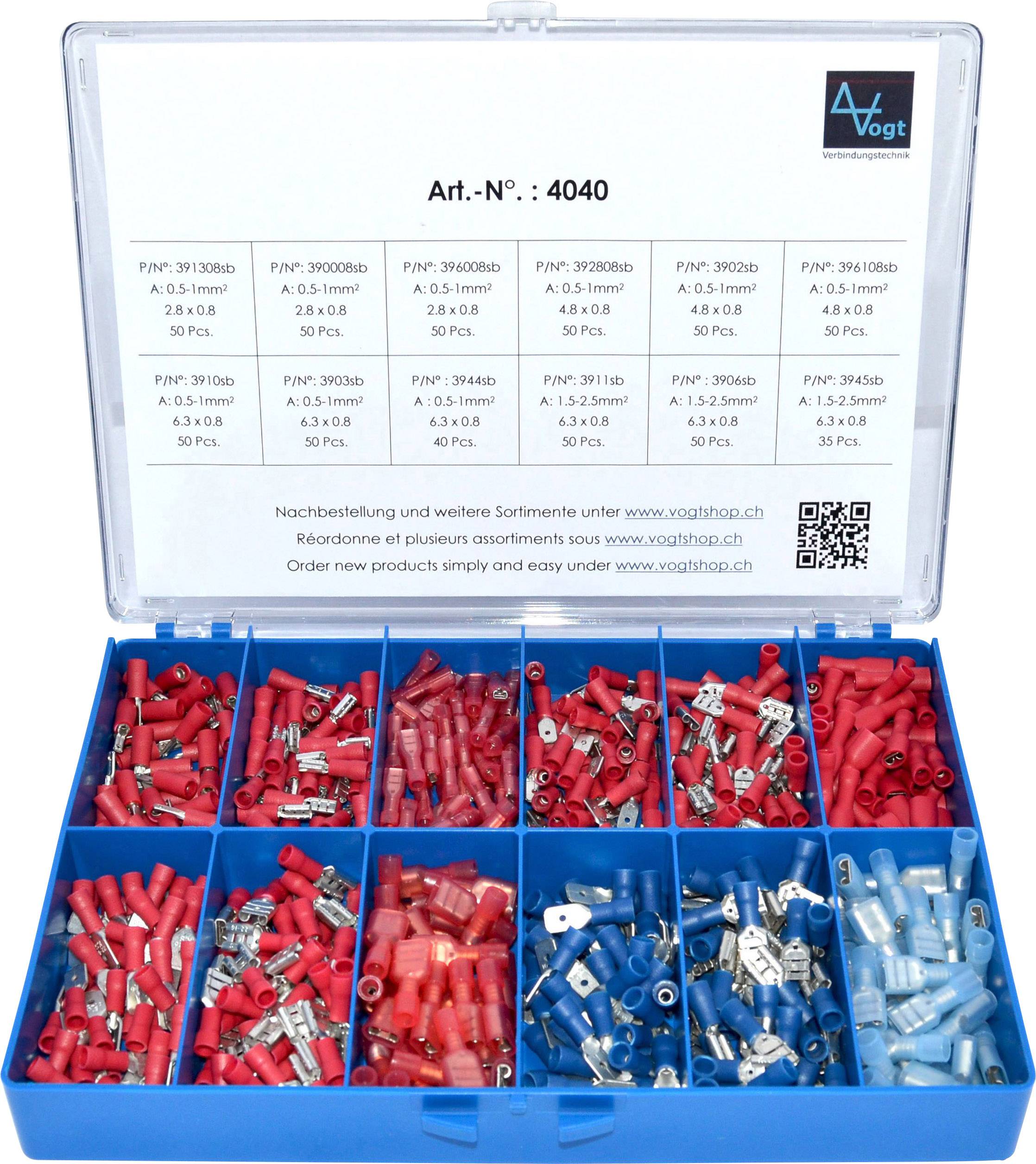 Een geopende doos met verschillende adereindhulzen in rood en blauw, gesorteerd in vakken. Bovenop een etiket met artikelnummer 4040.