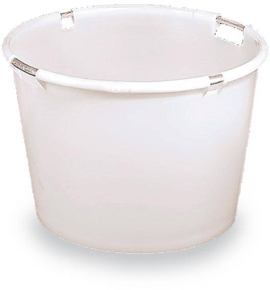 Een transparante, ronde plastic emmer met rand en handvatten. Ideaal voor het vervoeren van vloeistoffen of kleine voorwerpen.