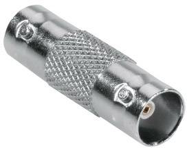 Metalen coaxiale antenneadapter met geribde oppervlakte en twee aansluitingen.