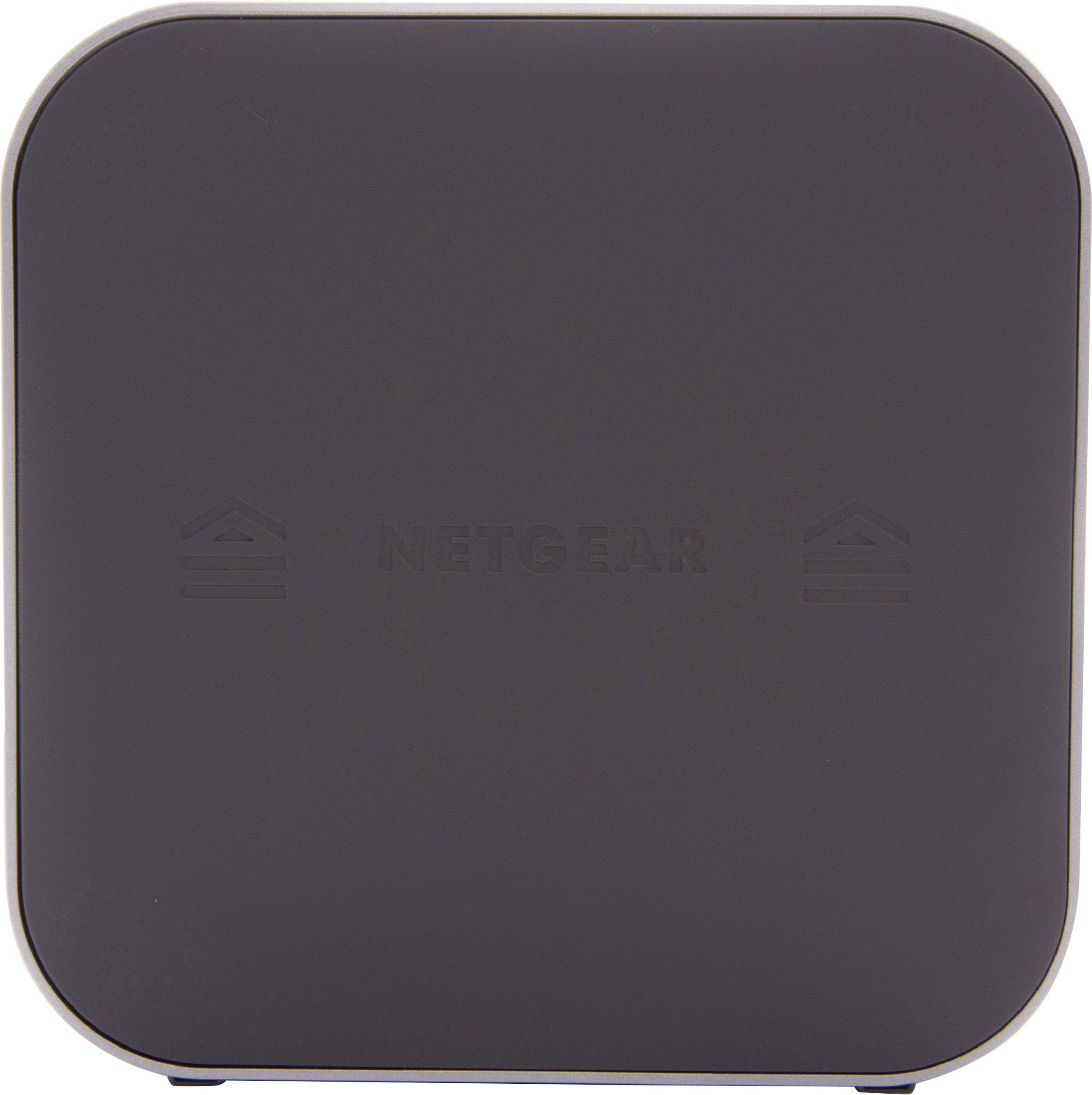 Een zwarte Netgear WLAN-router, vierkant van vorm, met afgeronde hoeken.