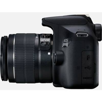 Zwarte spiegelreflexcamera gezien van opzij, modelaanduiding 'EOS 2000D' zichtbaar, met objectief en bedieningselementen voor beeldstabilisatie.