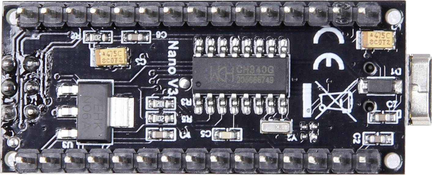 'Microcontroller-printplaat met meerdere componenten en pins, geschikt voor elektronische projecten en programmering.'