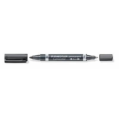Zwarte Lumocolor Duo Permanente Marker van Staedtler met twee punten, links M voor medium, rechts F voor fijne lijnen.