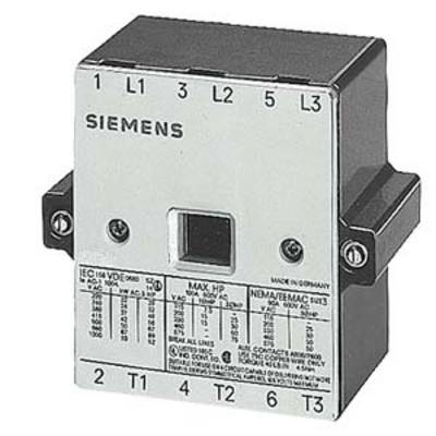 Een elektrische vermogensschakelaar van Siemens, vooraanzicht met aansluitingen L1, L2, L3, T1, T2, T3. Specificaties zijn afgedrukt.