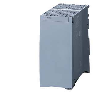 Een grijskleurig elektronisch apparaat in rechthoekige vorm staat rechtop. Het heeft ventilatiesleuven aan de voorkant en is waarschijnlijk deel van een industrieel systeem.