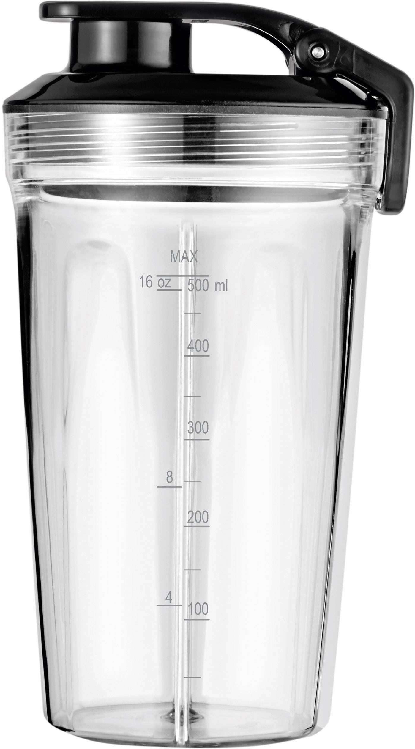 Een transparante maatbeker met zwarte deksel, gemarkeerd in ounces en milliliters, toont een maximale inhoud van 16 oz/500 ml.