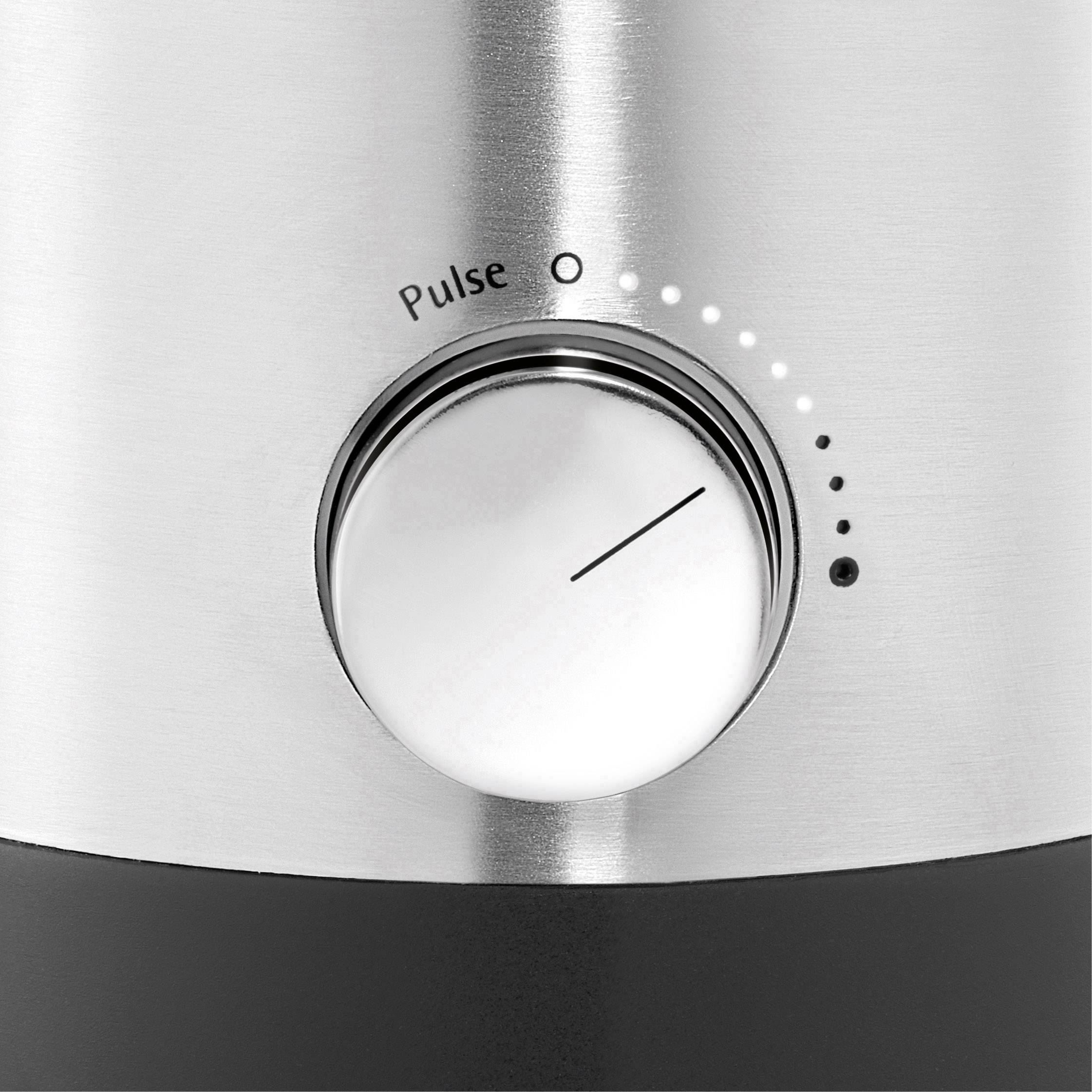 Close-up van een draaiknop op een keukenmachine, waarop de instellingen 'Pulse' en cijfers voor verschillende snelheden te zien zijn.
