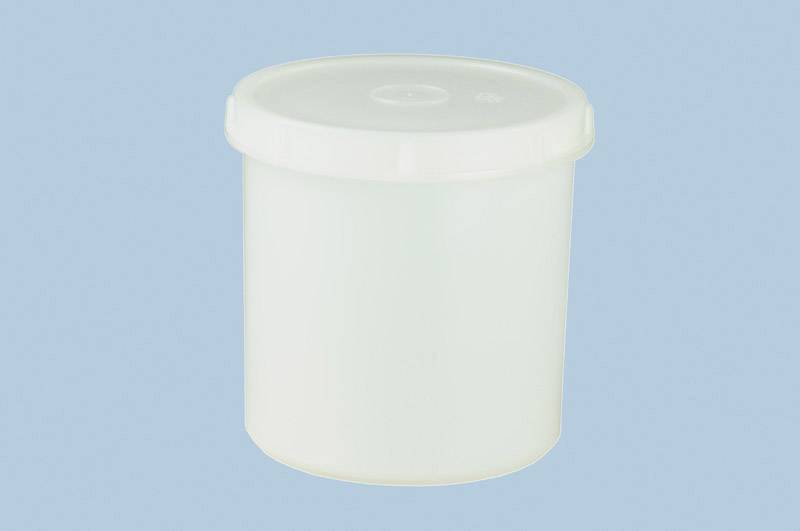 Een witte plastic container met deksel voor een blauwe achtergrond.