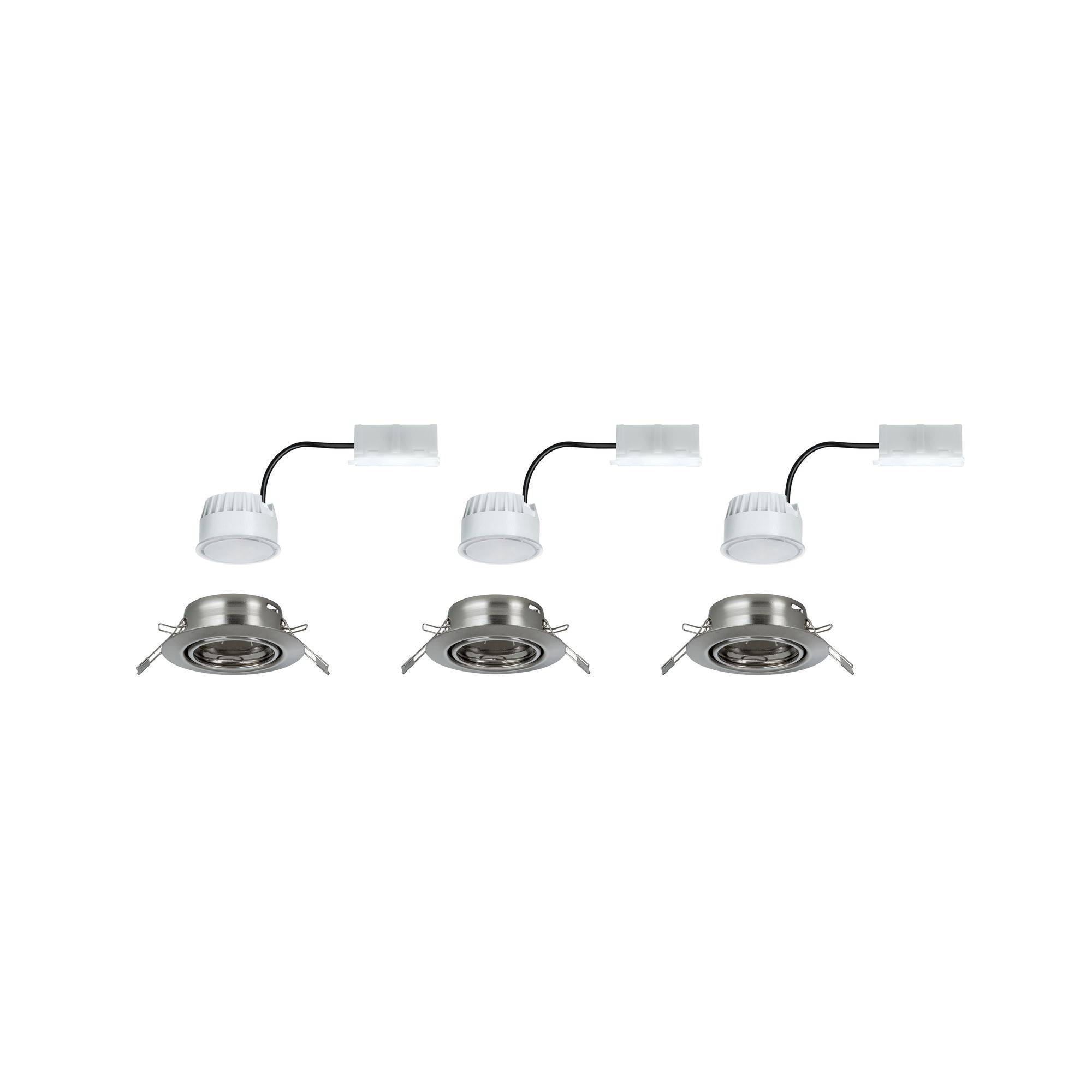Drie ronde, zilverkleurige plafondspots met witte aansluitdozen naast elkaar. Ideaal voor moderne binnenverlichting.
