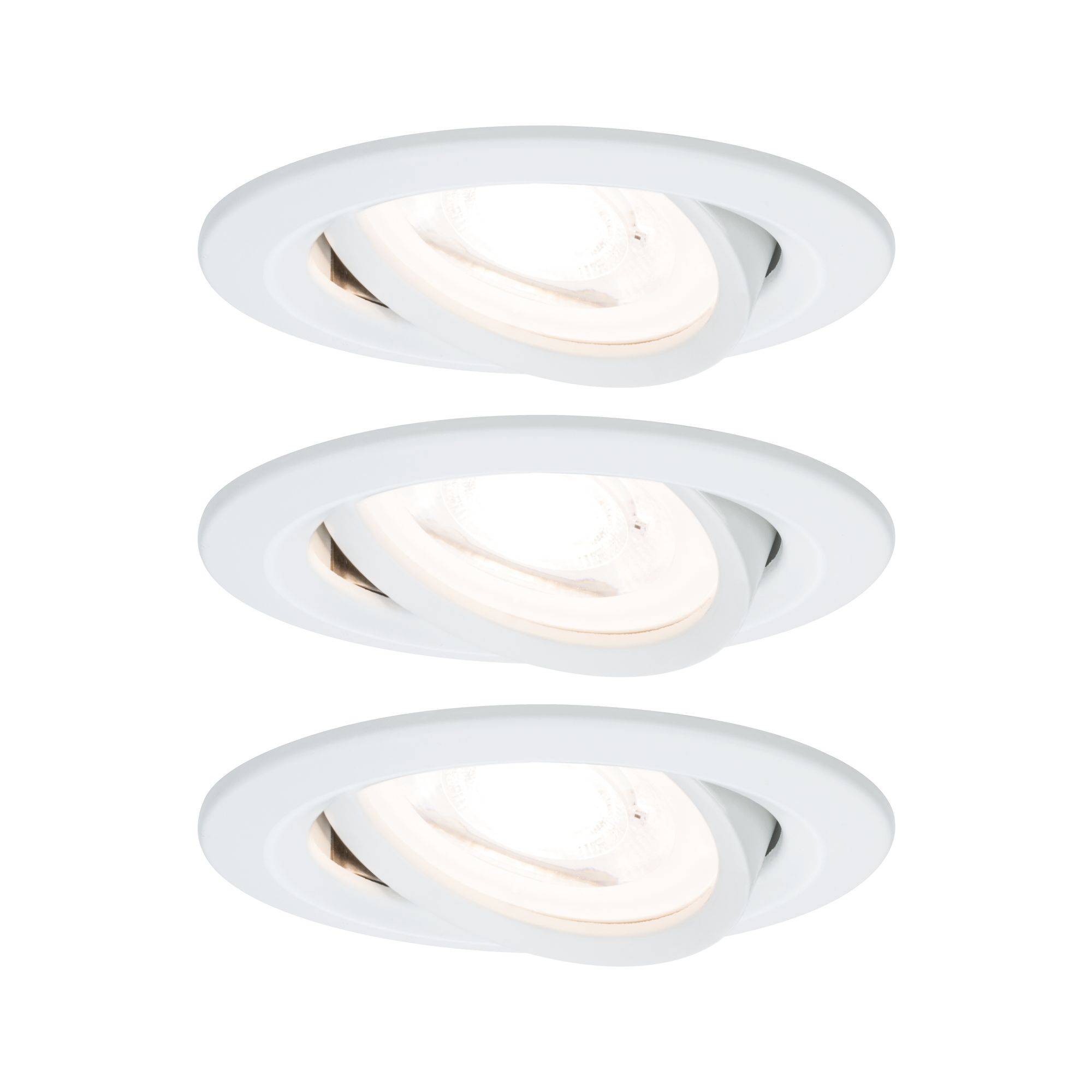 Drie ronde, witte inbouwspots op een rij. Elke lamp straalt naar beneden, ideaal voor plafondmontage in moderne ruimtes.