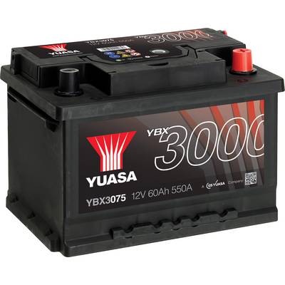 Zwarte autoaccu met rode en zwarte pool bovenaan. Opschrift: 'YUASA YBX 3000 12V 60Ah 550A'.