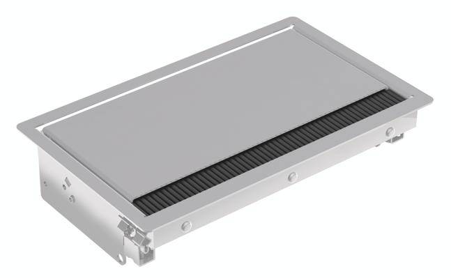 Rechthoekig, plat metalen rooster, vermoedelijk een ventilatie-element, op een lichtgrijze achtergrond.
