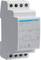 Een Hager-transformator ST 303 met technische specificaties: Primaire spanning 230 V, frequentie 50 Hz, secundaire spanningen 8 V en 12 V, beschermingsgraad IP20.
