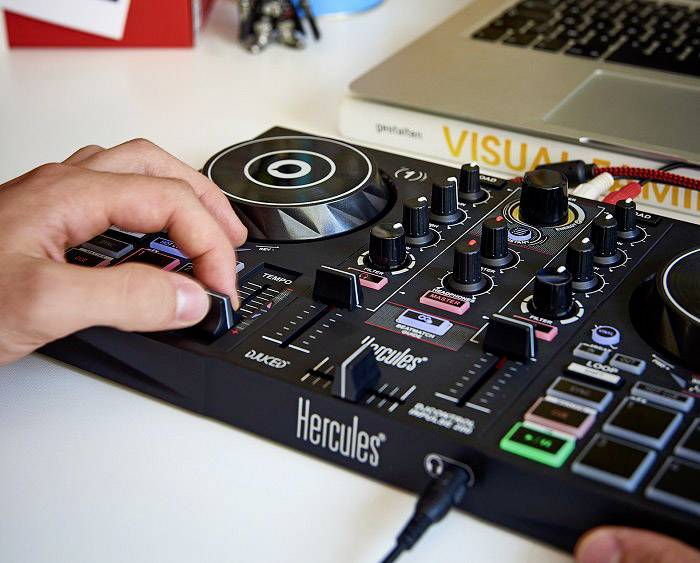 Hercules DJControl Inpulse 200 DJcontroller Conrad.nl