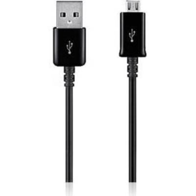 'Zwart USB-naar-Micro-USB-kabel, beide aansluitingen zichtbaar.'