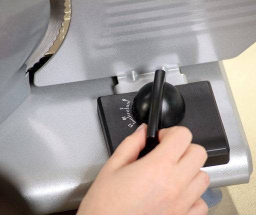 Taurus Cutmaster Elektrische Snijmachine 150 W 19 cm Mes Veiligheidsschakelaar Model 915511000-3