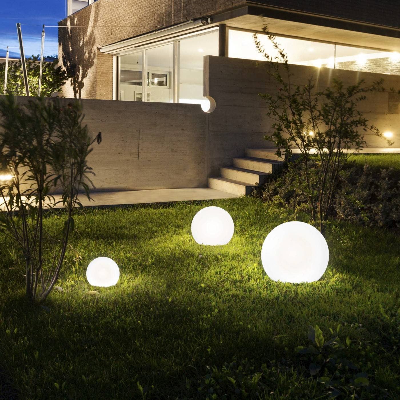Cumulus S witte draagbare tuinbollamp 1x E27/40W IP44 PE-materiaal-2