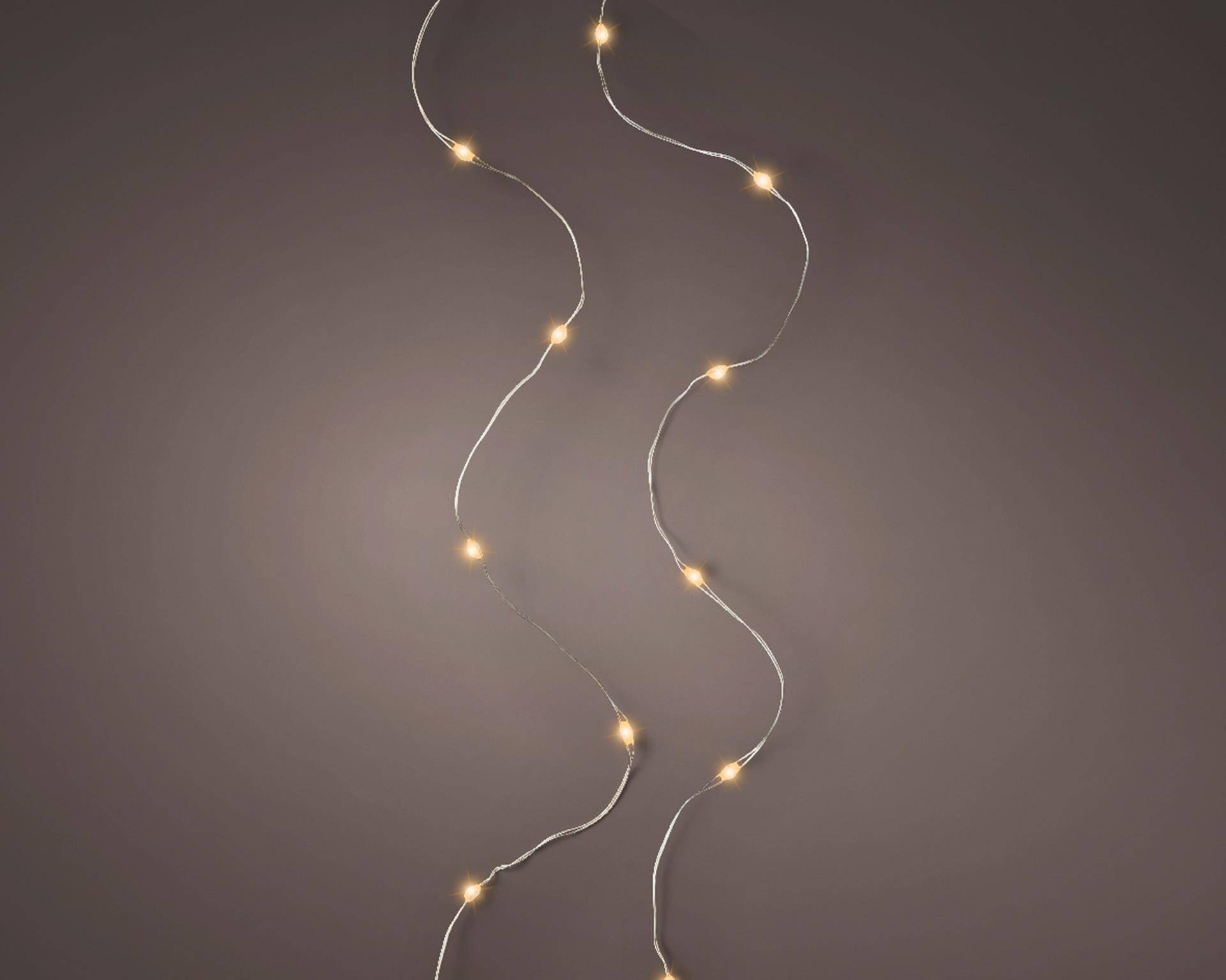 Lumineo micro led stringlights 60 lamps classic warmwit op batterij met timer 295cm 87191528969298719152896929-1