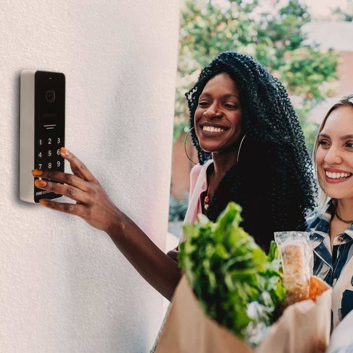 SCS SENTINEL CodeVisio Wi-Fi Video Intercom met Toetsenbord - 7" Touchscreen-1