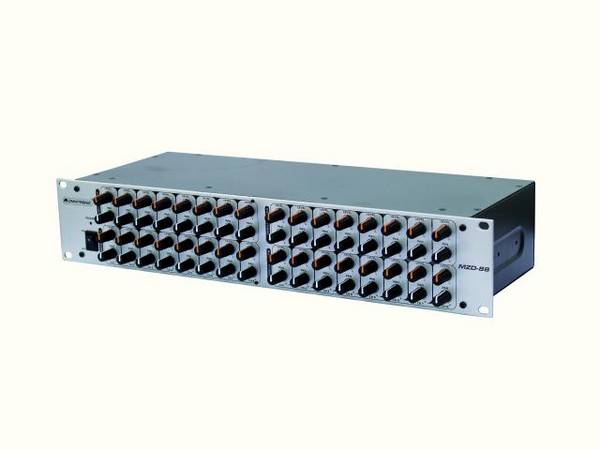 Omnitronic MZD-88 19 inch mengpaneel Aantal kanalen:16