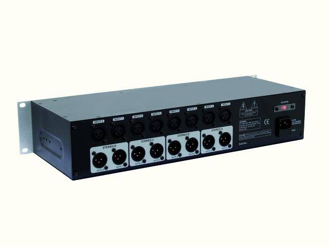 Een zwart rack-apparaat met negen XLR-ingangen en -uitgangen, een netschakelaar en een stroomkabel aan de rechterkant.
