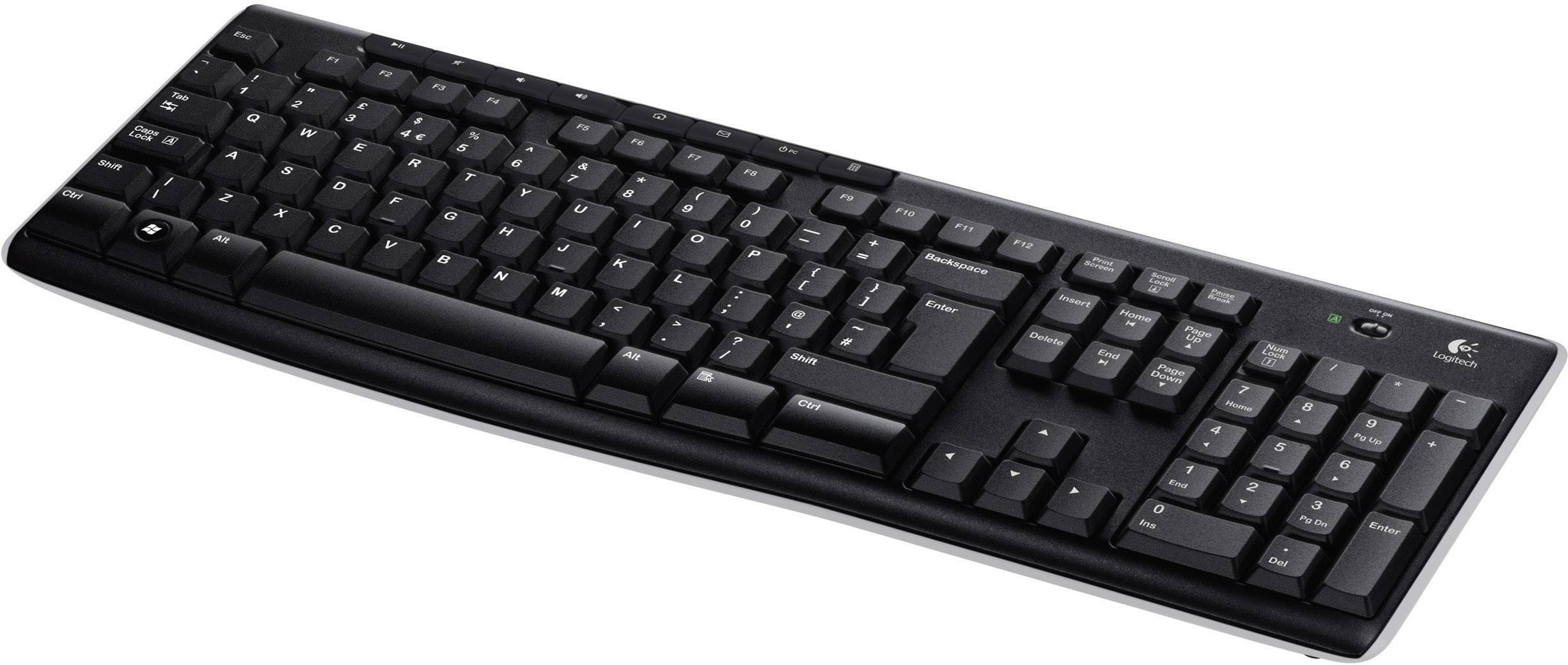 Een zwart computertoetsenbord met een volledig toetsenbordindeling, inclusief numeriek toetsenblok en functietoetsen, onder een lichte hoek.