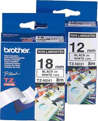 'Verpakking van Brother P-Touch labelcassettes: Links 18 mm band, rechts 12 mm band. Beide banden zijn 8 m lang.'