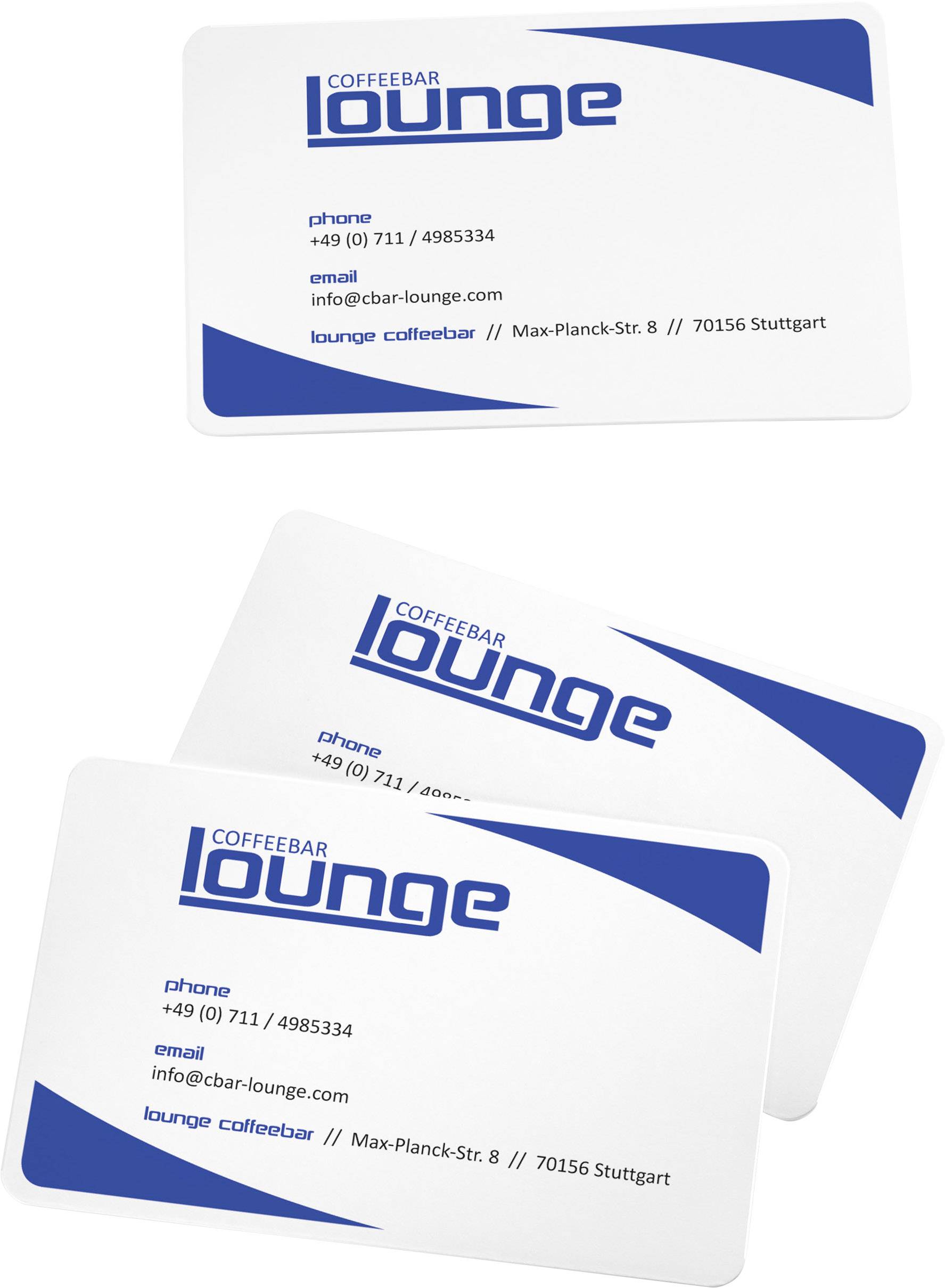Visitekaartje met blauw logo 'lounge', Informatie: Telefoonnummer +49 (0) 711 / 4985334, E-mail info@cbar-lounge.com, Adres Max-Planck-Str. 8, 70156 Stuttgart.
